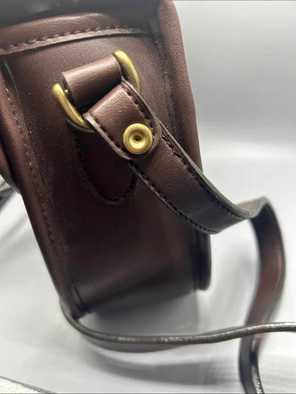 American Girl Dark Brown Leather Crossbody Bag with Gold Hardware - Picture 5 of 11